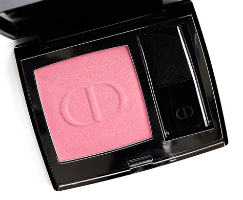 dior tutu 212 blush.